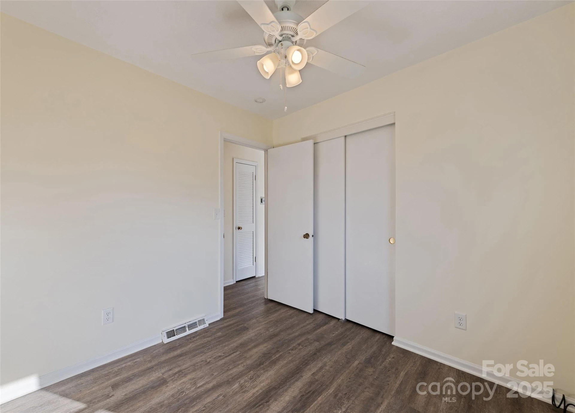129 Willowbrook Road - Photo 19
