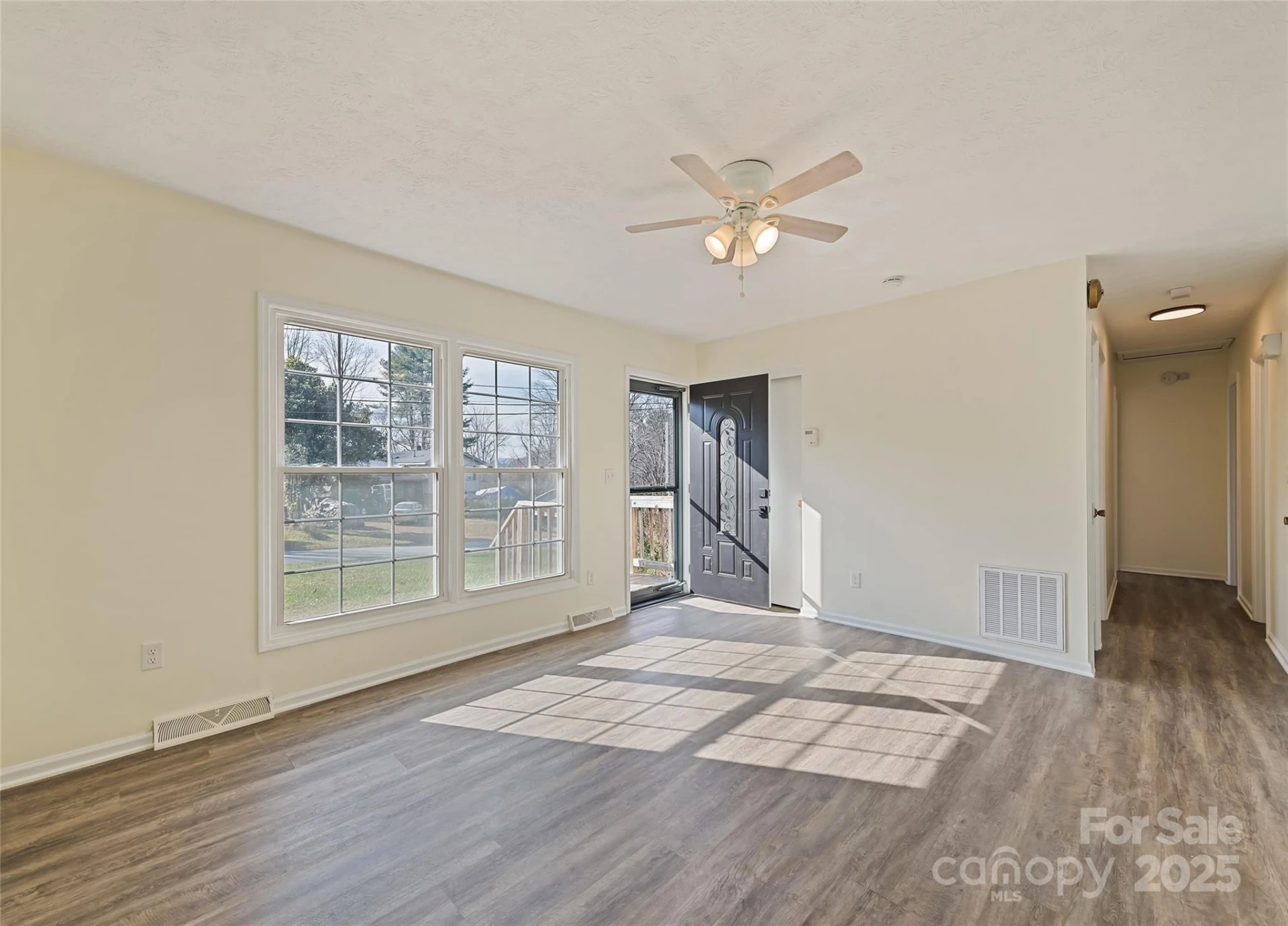 129 Willowbrook Road - Photo 3