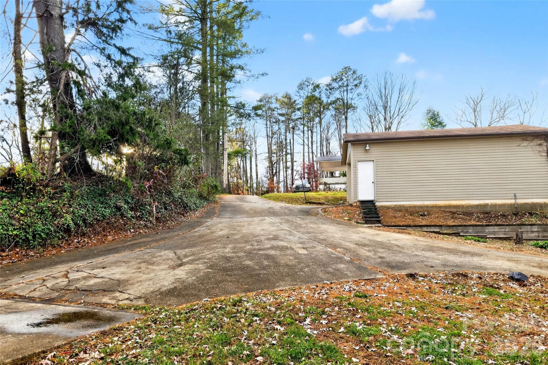 2390 Sugar Hill Road - Photo 31