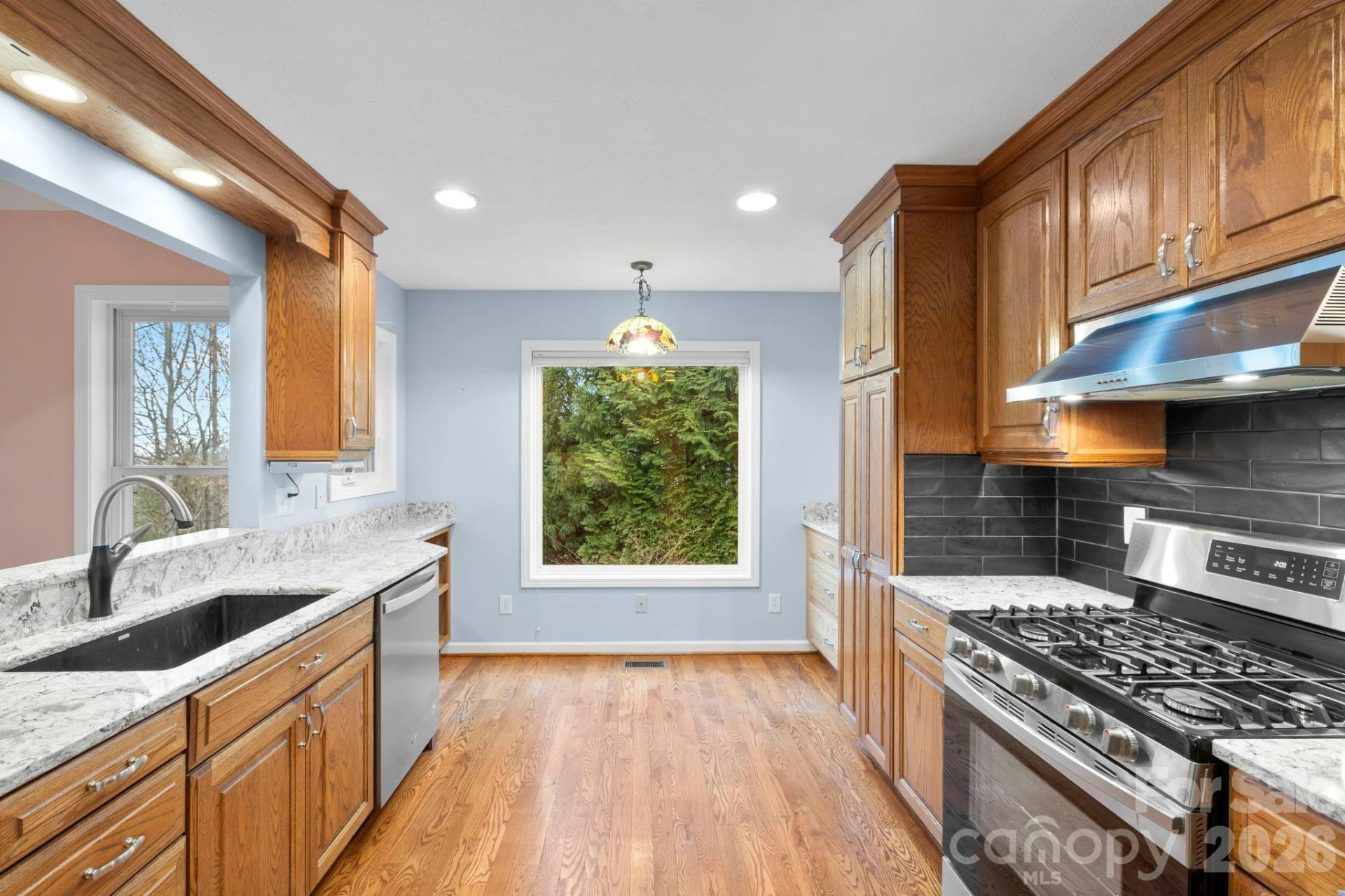 242 Carriage Summitt Way - Photo 12