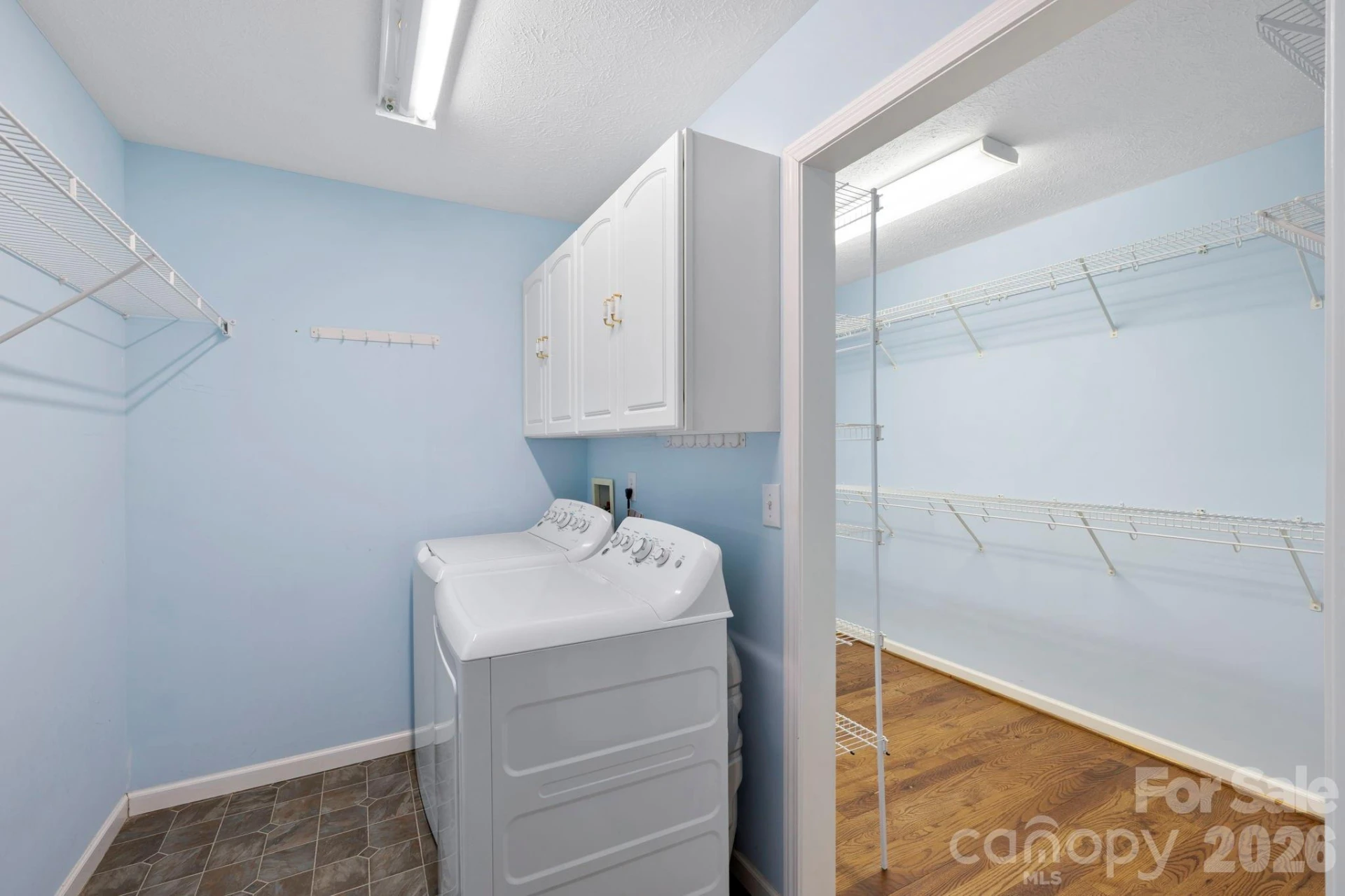 242 Carriage Summitt Way - Photo 17