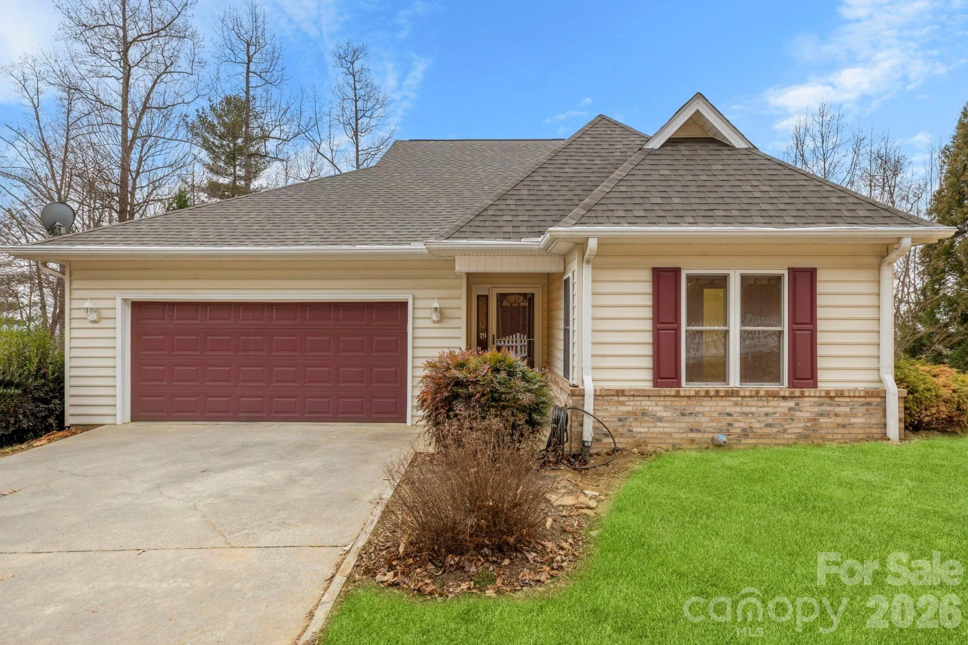 242 Carriage Summitt Way - Photo 4
