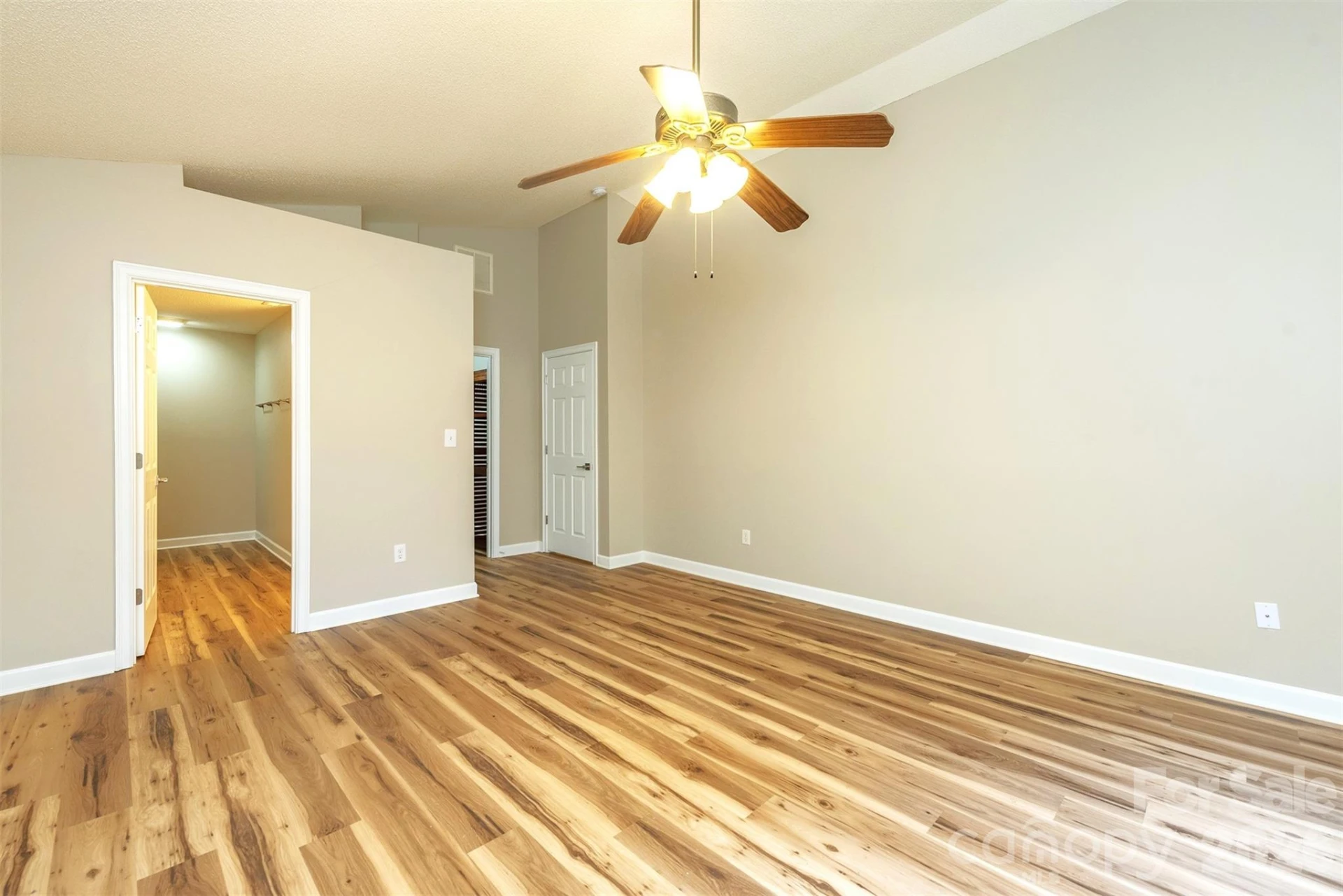 50 Clear Creekside Drive - Photo 16