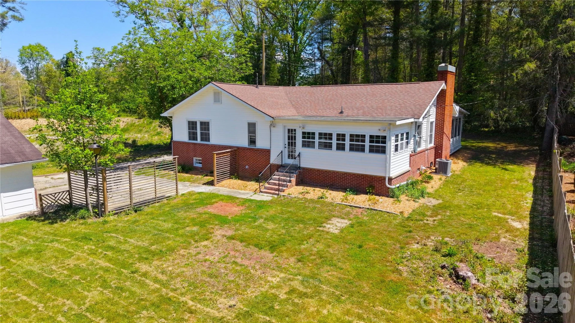 1627 Greenville Highway - Photo 36