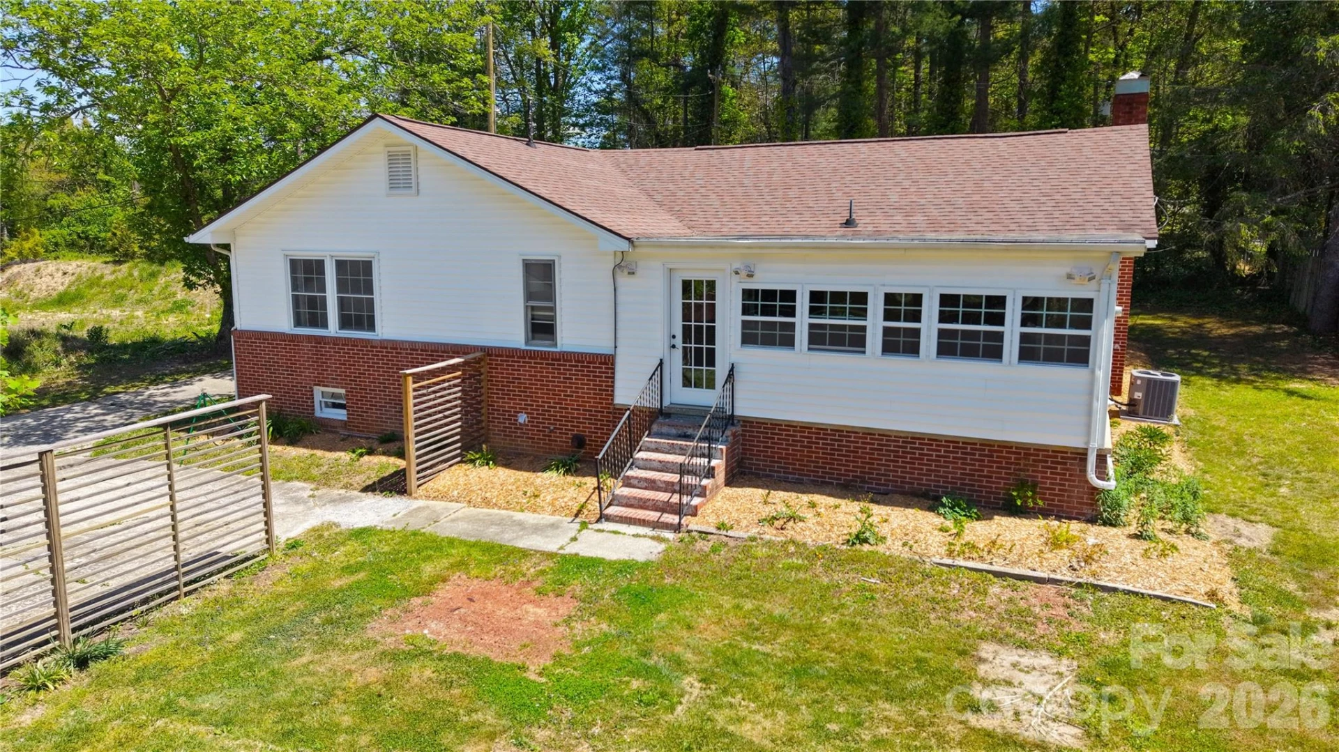 1627 Greenville Highway - Photo 39