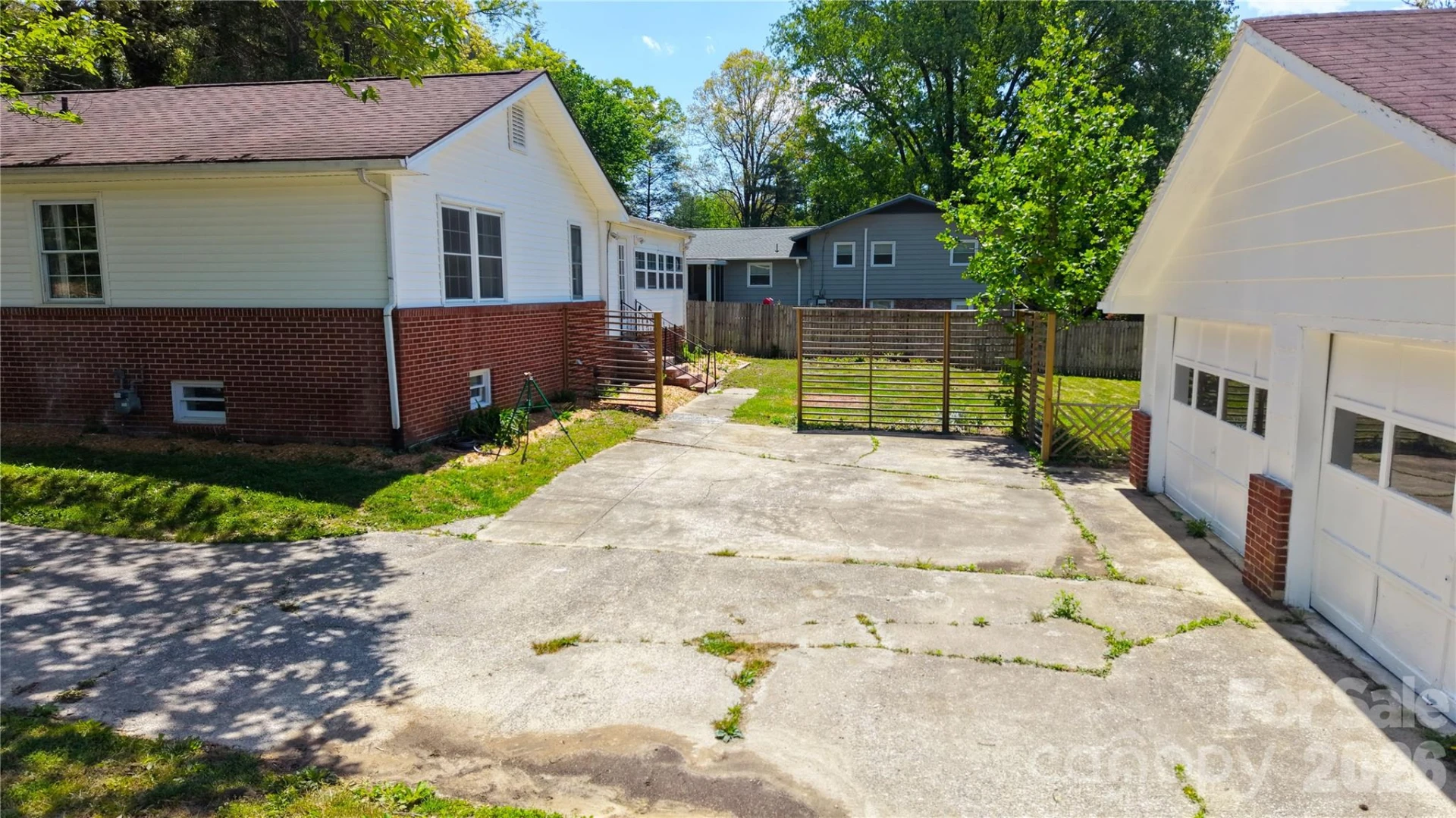 1627 Greenville Highway - Photo 40