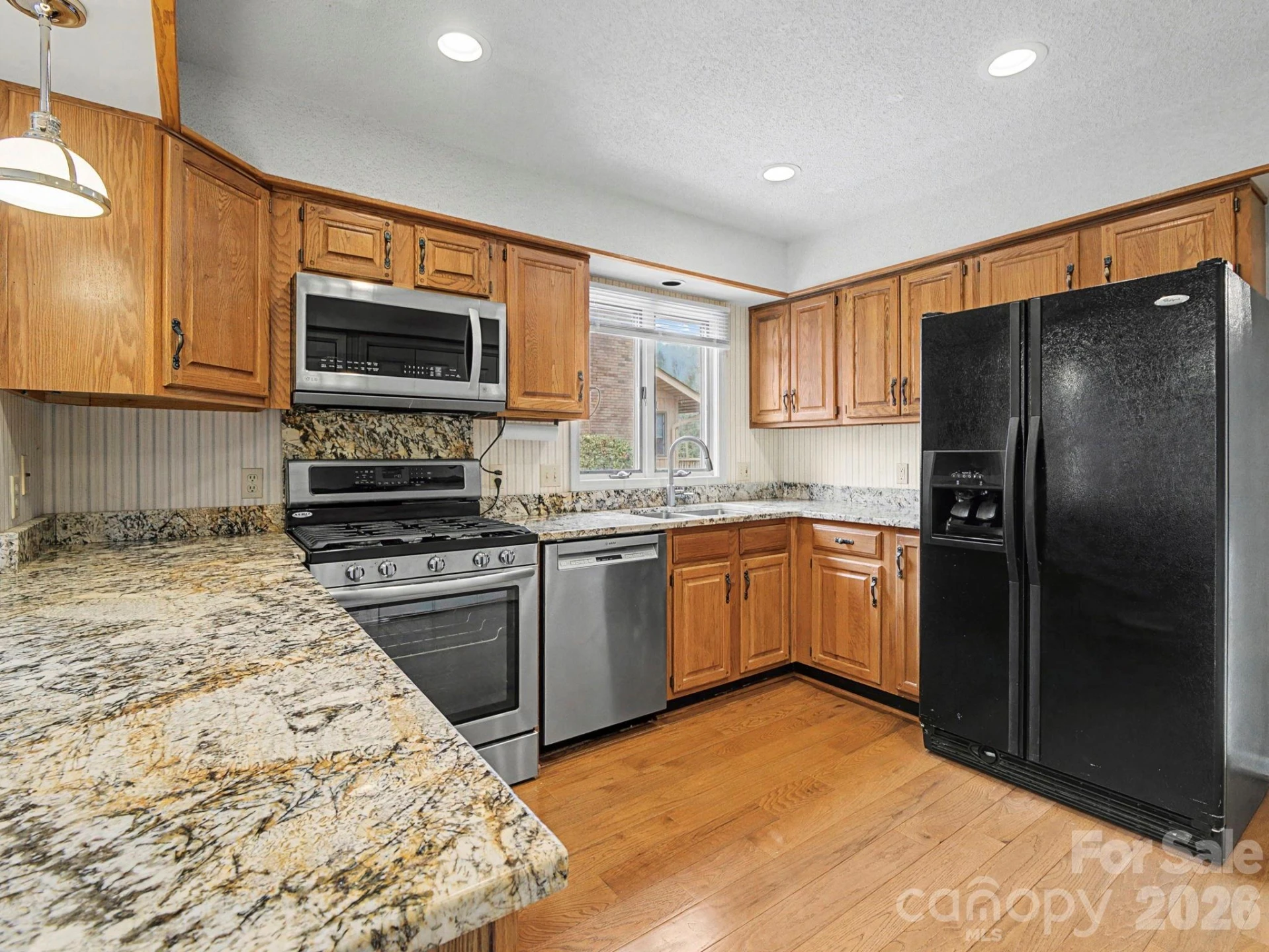 605 Red Oak Drive - Photo 9