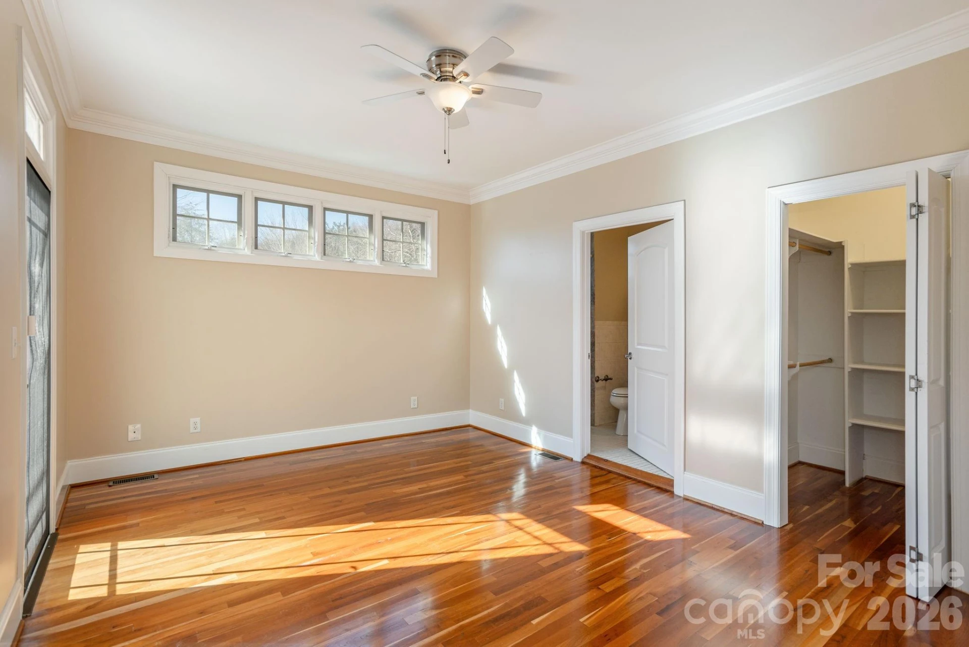 16 WINTERBERRY Drive - Photo 32