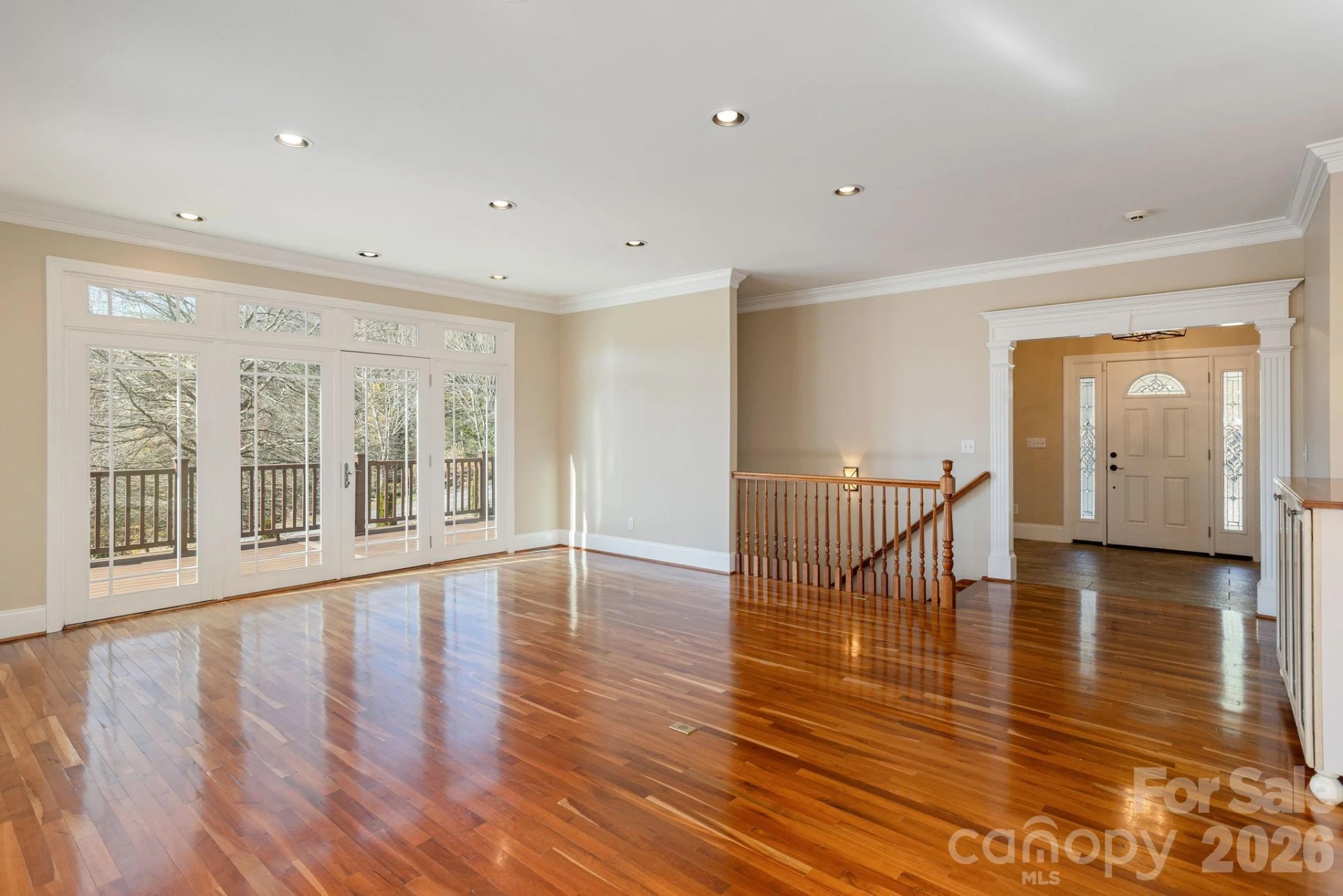 16 WINTERBERRY Drive - Photo 5
