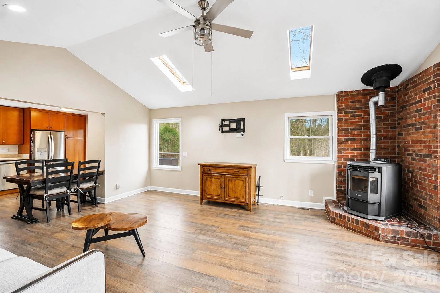 623 Owensby Road - Photo 11