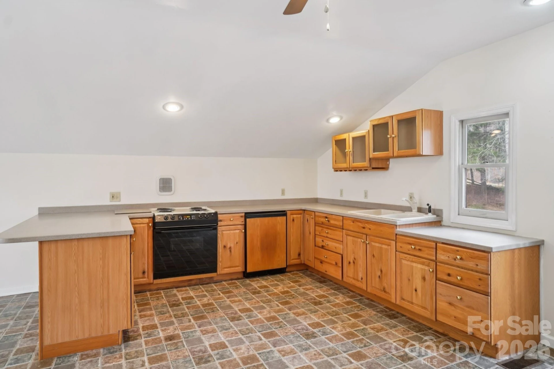 623 Owensby Road - Photo 35