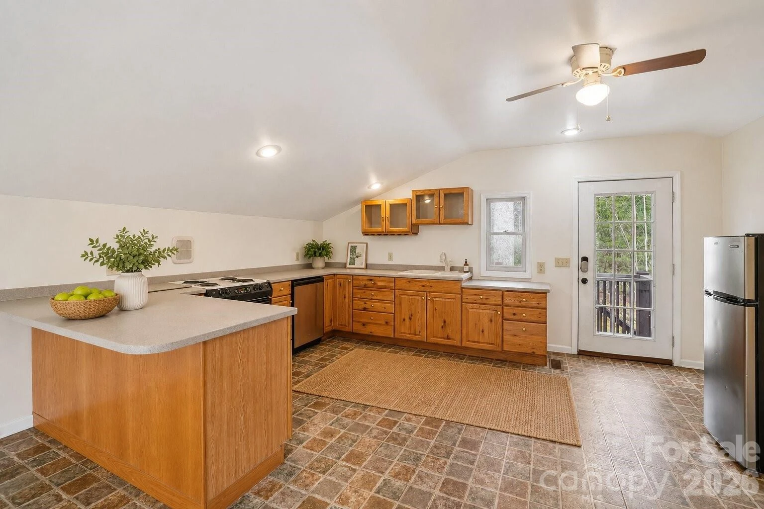 623 Owensby Road - Photo 36
