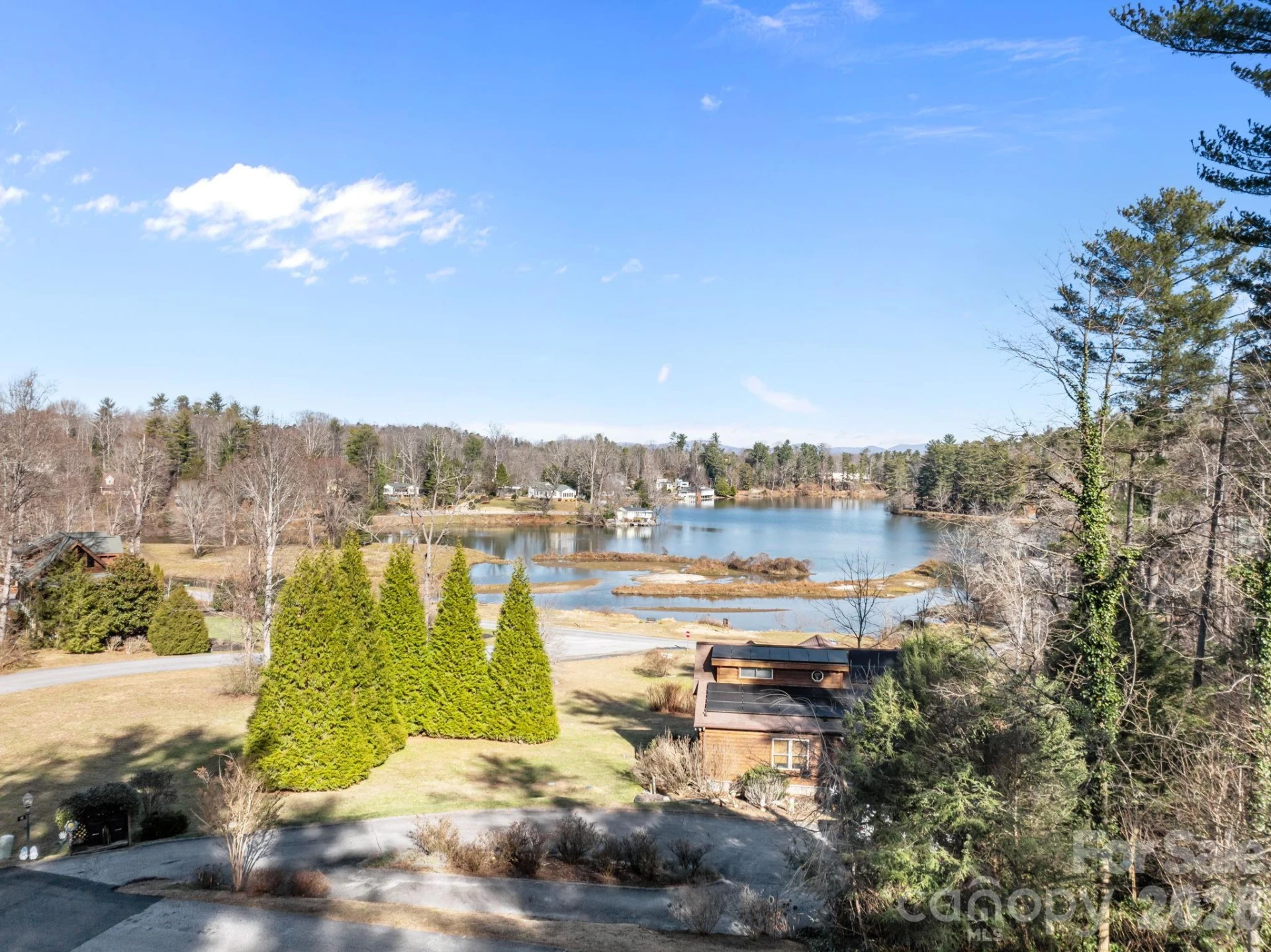 114 Oscelake Way