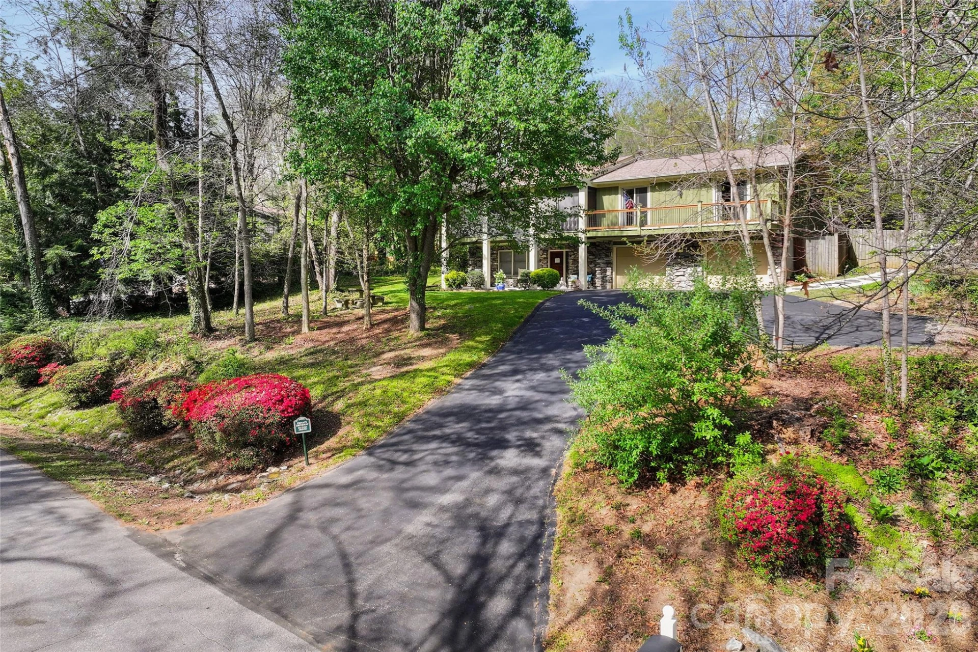 3017 Chestnut Tree Road - Photo 4