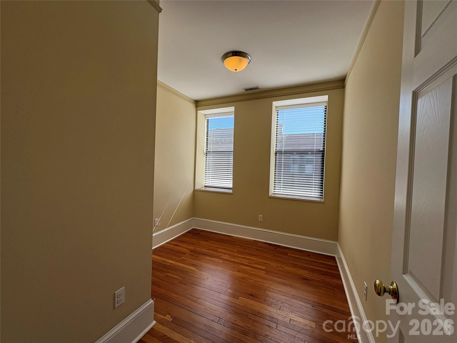 501 N Main Street - Photo 11