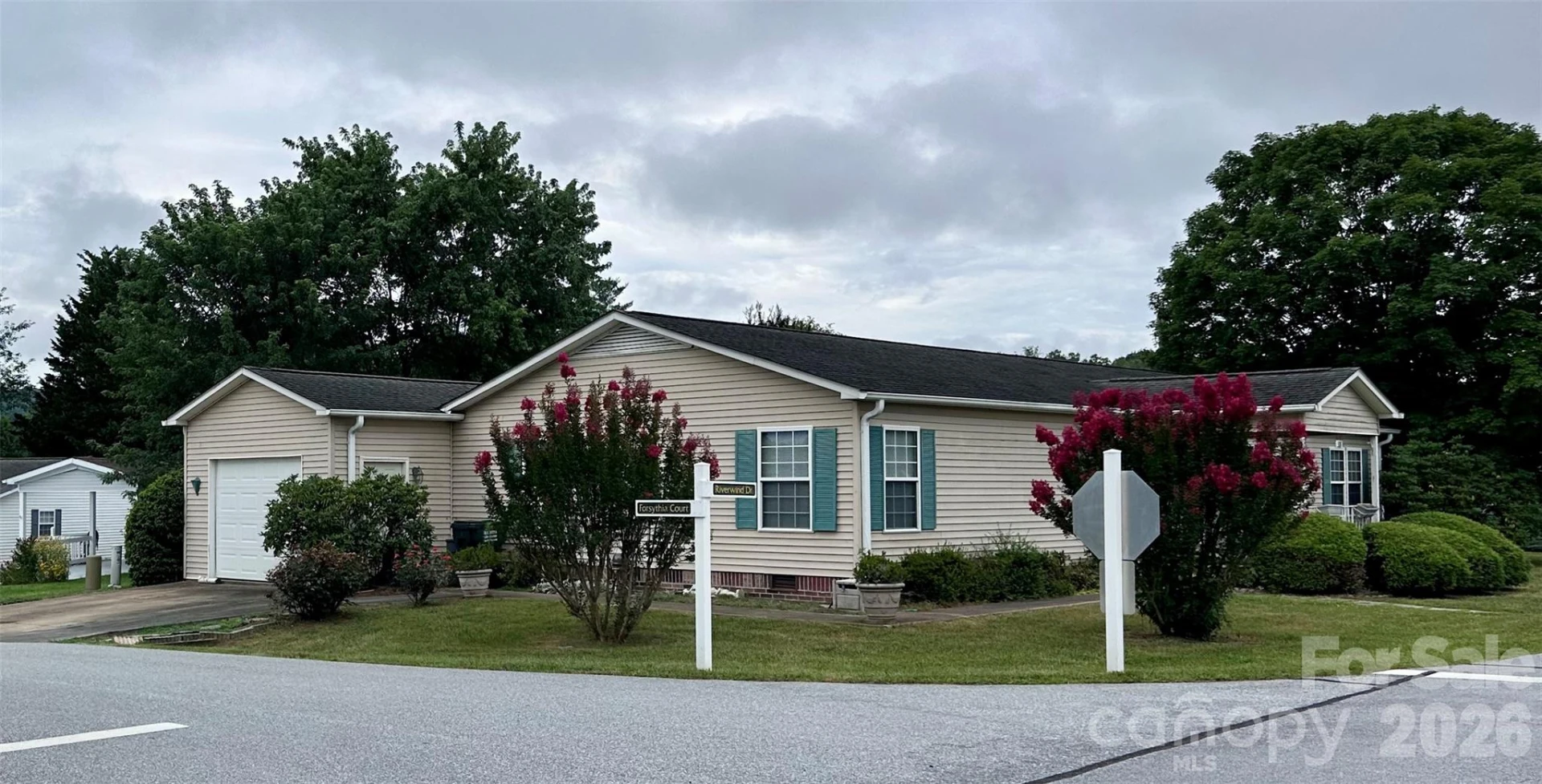 308 Riverwind Drive - Photo 24
