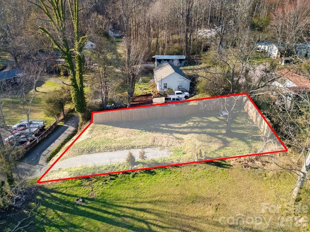 000 Reservoir Road