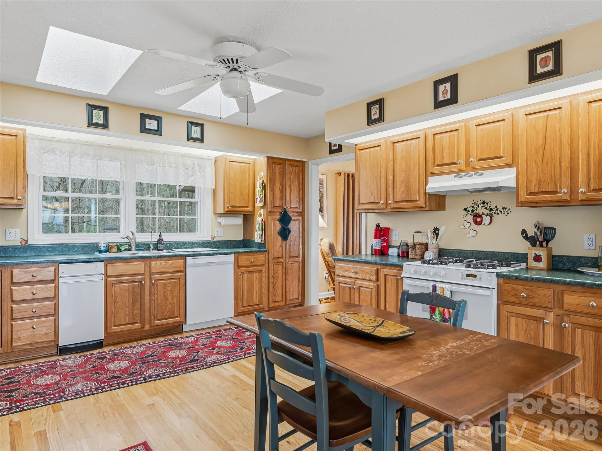24 Abbey Lane - Photo 14