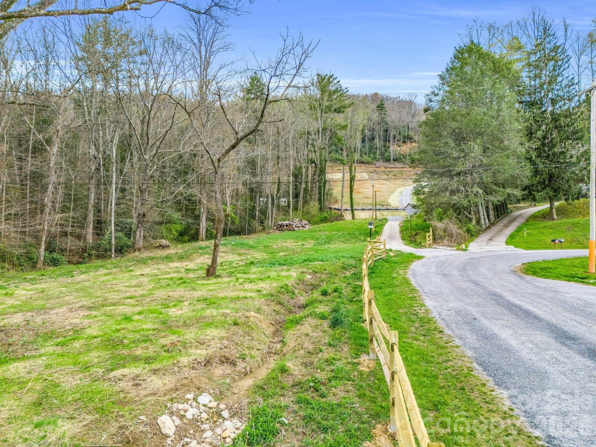 97 Yale Road - Photo 33