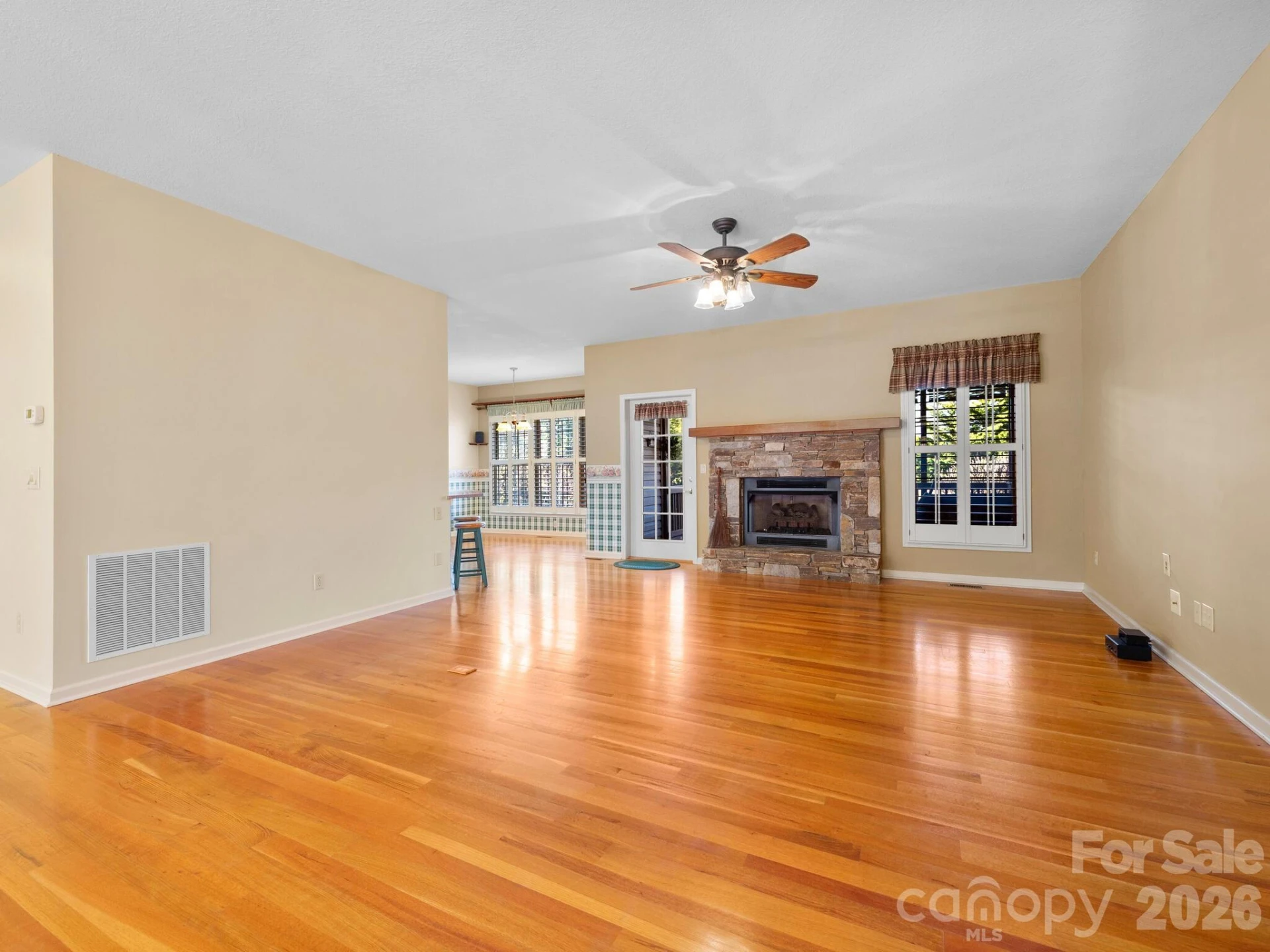 17 Ashton Forest Court - Photo 8