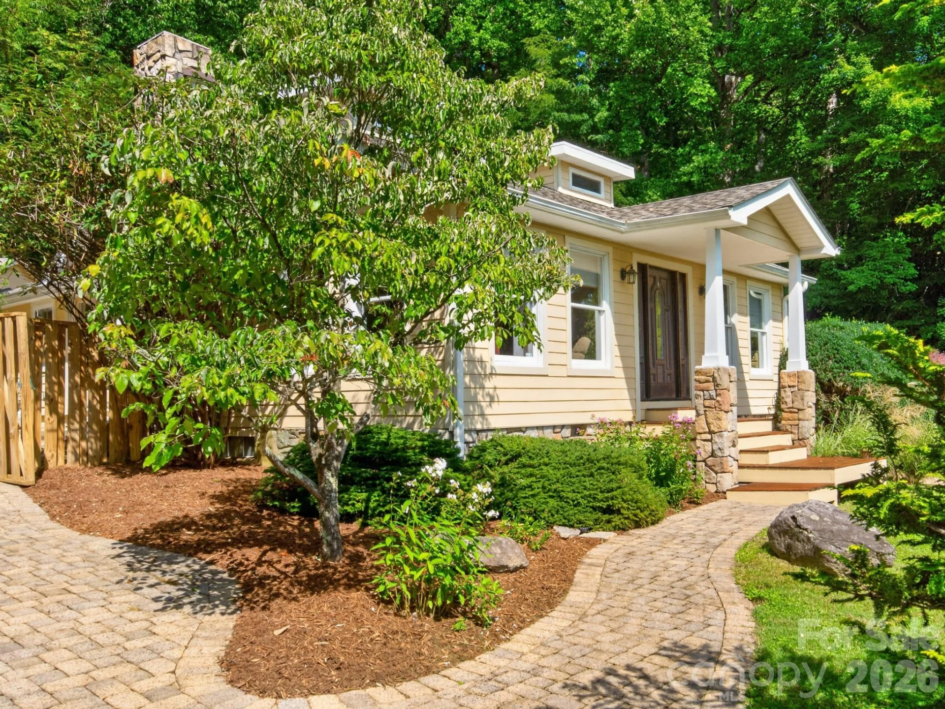 3046 Turnpike Road #7R - Photo 2