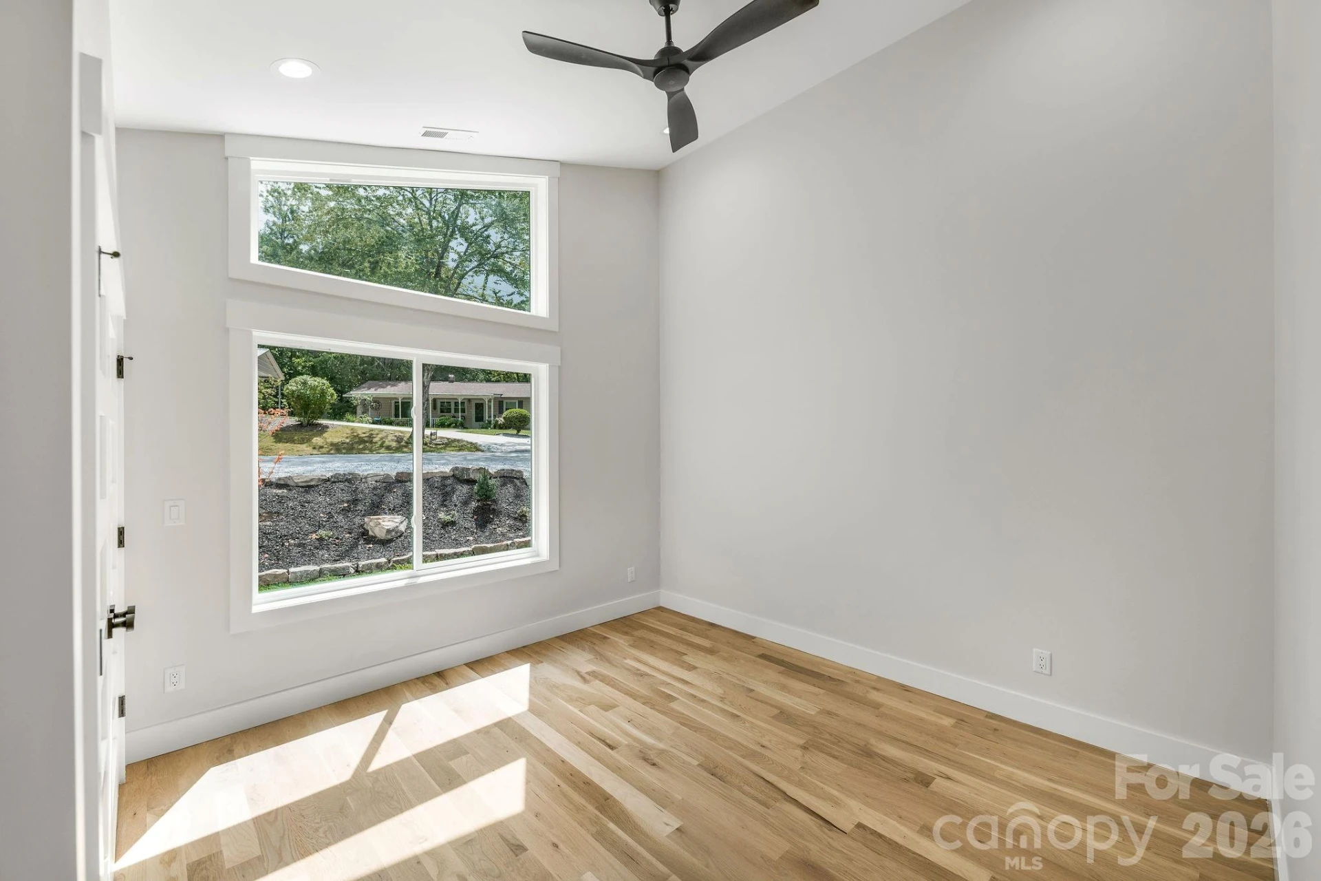 447 Blooming Laurel Drive - Photo 32