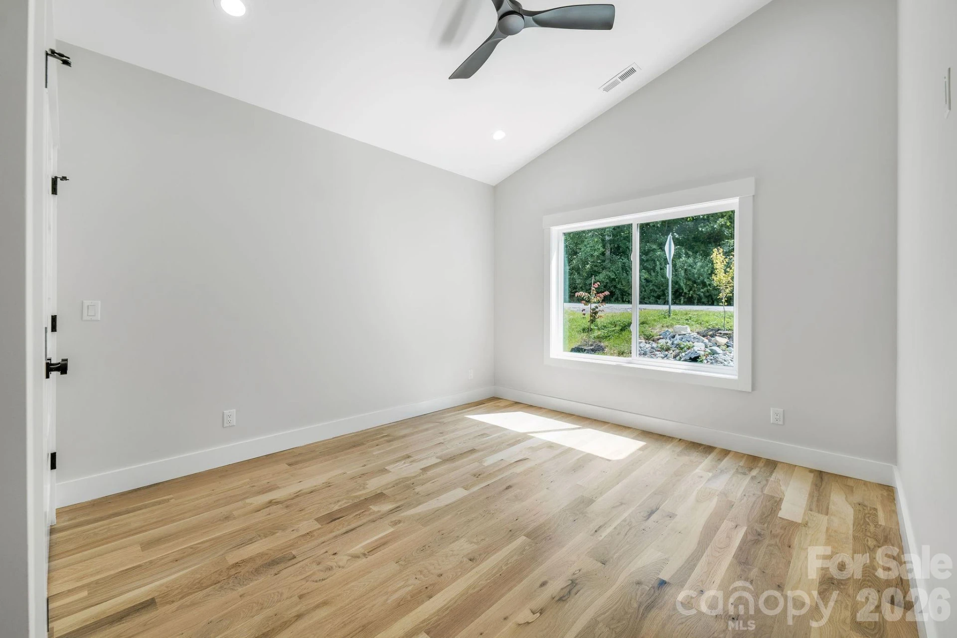 447 Blooming Laurel Drive - Photo 33