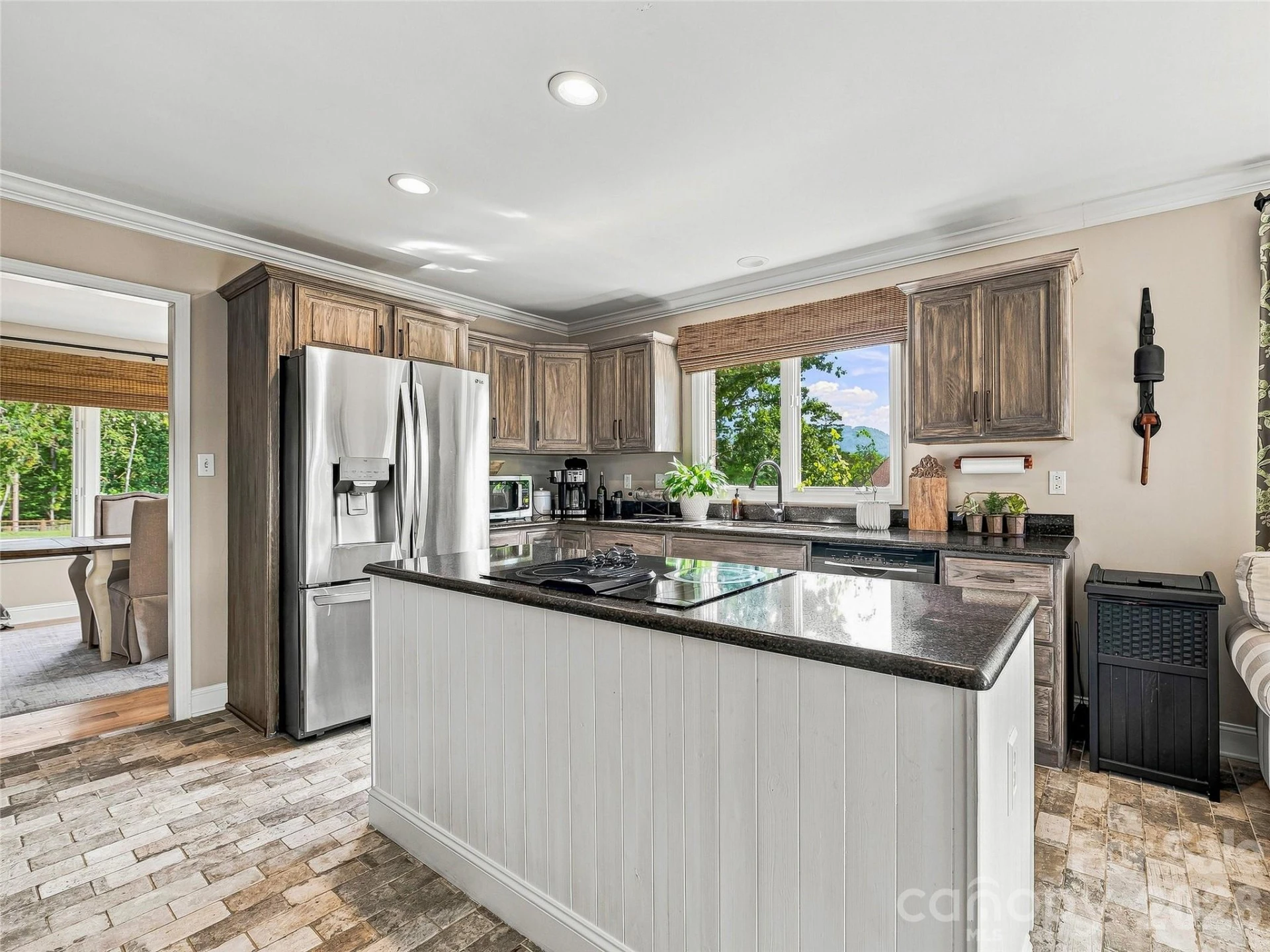 41 Forest Knoll Drive - Photo 10