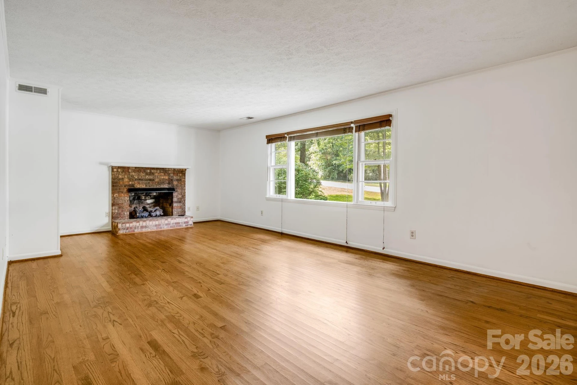 129 Whisperwood Drive - Photo 7
