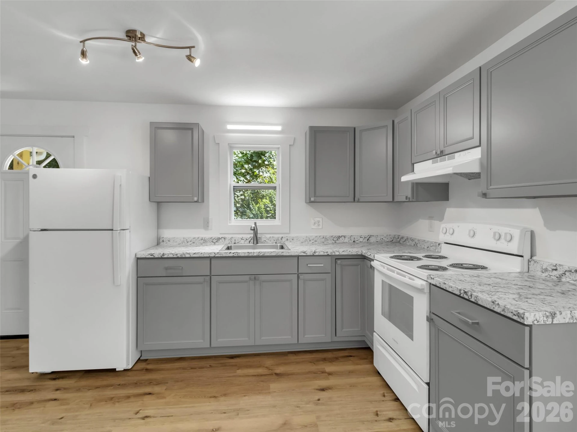 80 Mcelroy Street - Photo 25