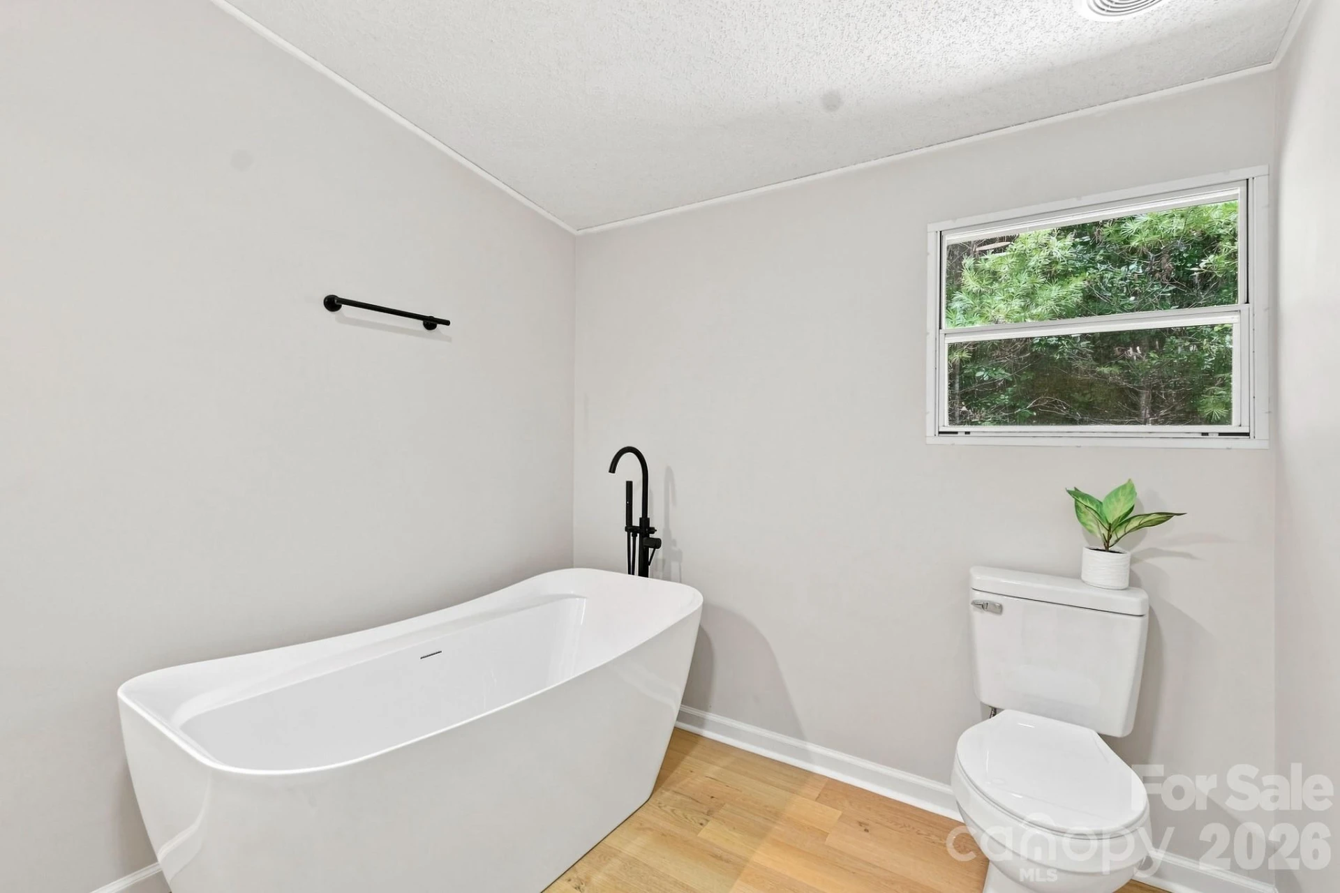 190 Pinewood Knoll Drive - Photo 10